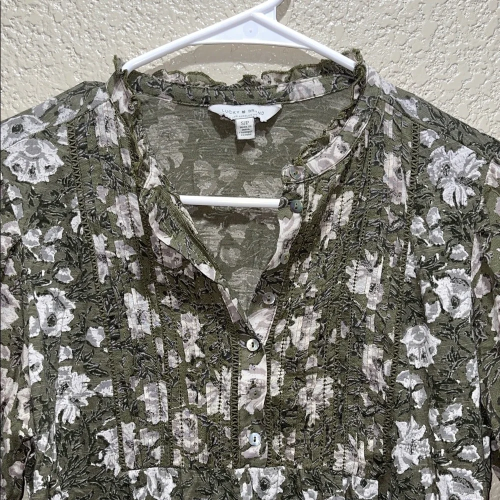 Lucky Brand Green Floral Button Down Shirt - Picture 3 of 5